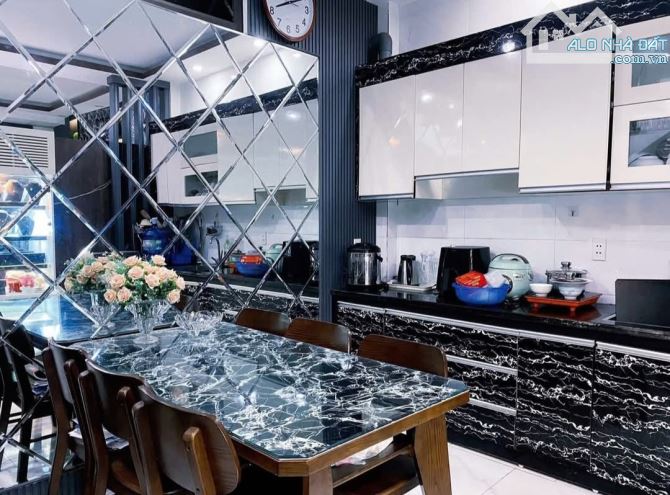 Bán nhà Lạch Tray, Hàng Kênh, Lê Chân, Hải Phòng. 3 tầng, 48m2, 3,05 tỷ. Ngang 4m, ngõ 2m, - 5