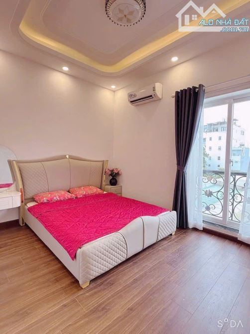 Q7 4 TẦNG XE HƠI (4X18) ĐANG CHO THUÊ 22TR/TH KỀ PHÚ MỸ HƯNG - 5