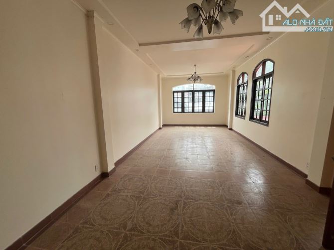 Bán biệt thự 3 lầu 11×18 khu tên lửa - 5