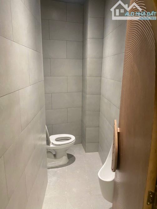 BÁN NHÀ MT TRUNG TÂM CAO BÁ NHẠ Q1 CÓ DÒNG TIỀN GIÁ BÁN 36 TỶ TL - 5
