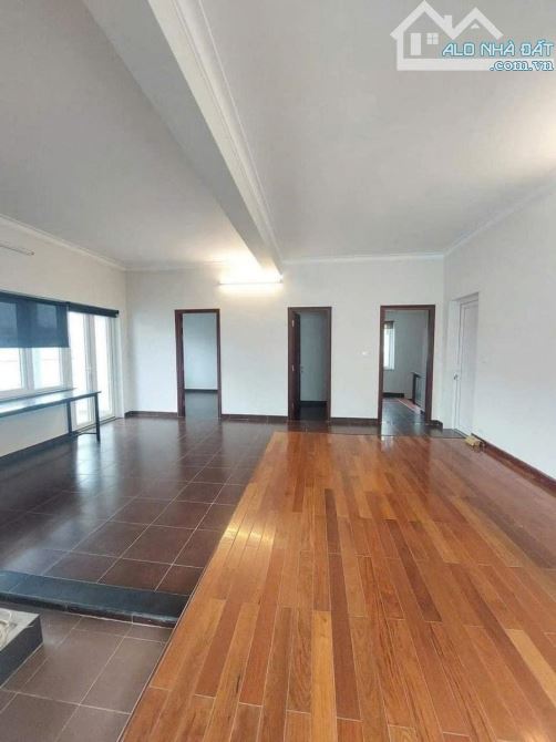 Bán Biệt Thự Vườn Đào - Tây Hồ - 2 Mặt ngõ Vỉa hè Thang máy. DT 255M2. Giá 150 Tỷ. - 5