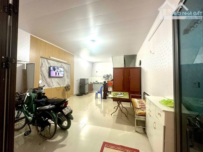 Bán nhà 4 tầng ngõ nông phố Hào Khê - 5
