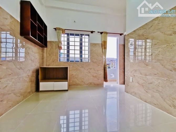 HIẾM CHDV GẦN CHỢ TÂN TRỤ - NGUYỄN SỸ SÁCH - NGANG 11M - THU 35TR/TH - GIÁ 7.X TỶ - 5