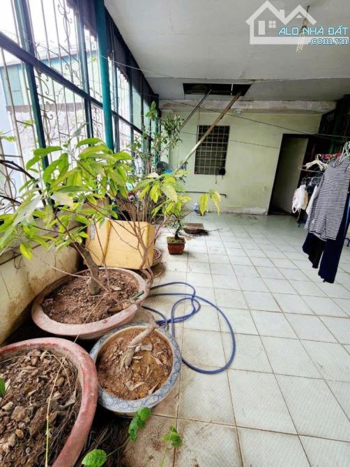 CẦU GIẤY 65M² – LÔ GÓC 2 THOÁNG – 20M RA Ô TÔ – 50M RA PHỐ NGUYỄN VĂN HUYÊN – 14.6 TỶ - 5