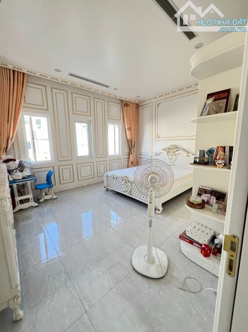 BÁN LIỀN KỀ LOUIS CITY ĐẠI MỖ - TỪ LIÊM - THANG MÁY - NỘI THẤT ĐẲNG CẤP - 105M X 6 TẦNG - 5