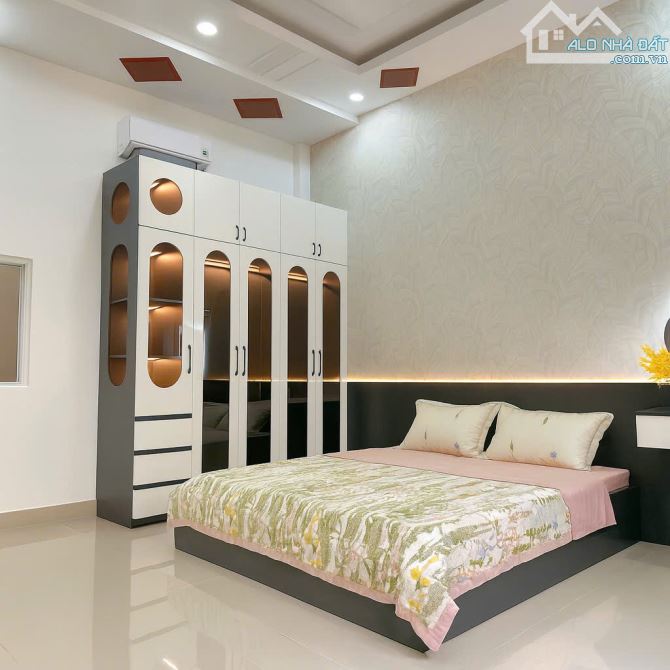 Phạm Văn Chiêu Gò Vấp, hẻm xe hơi, nở hậu, 4x12m, nhỉnh 5 tỉ - 5