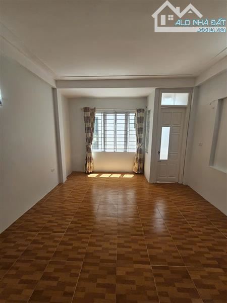 NHÀ PHỐ KHƯƠNG ĐÌNH-10M RA Ô TÔ-GẦN HỒ-VỀ Ở NGAY-30M2-5 TẦNG-6,2 TỶ - 5