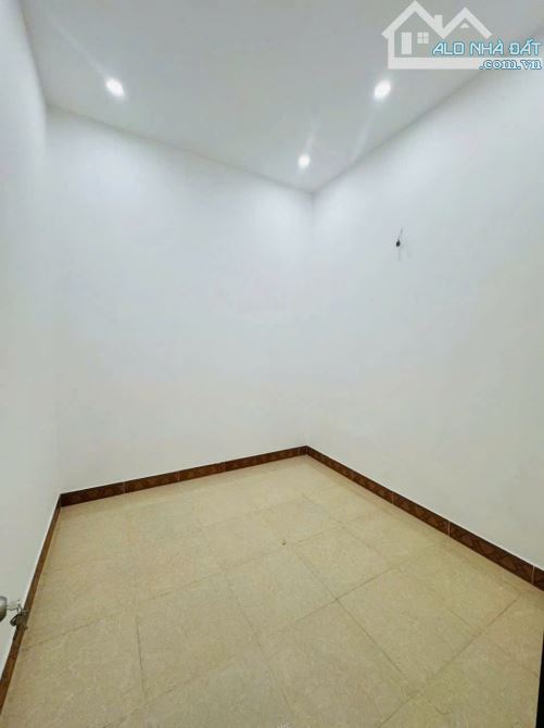 📌📌📌LÀM VIỆC TRỰC TIẾP GIÁ TỐT !!! 🌹 Bán 3 căn nhà liền kề 2 tầng đường Nhơn Hoà 8 - 5