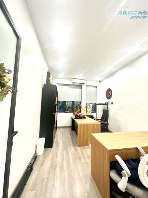 Bán nhà riêng tại Linh Đàm, 50m, 5 tầng, ô tô đỗ cửa. 14 tỷ - 5
