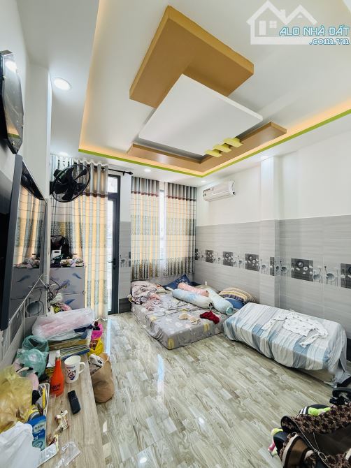 QUẬN 6 – HẺM XE HƠI -  PHAN VĂN KHỎE – 5 TẦNG – 5PN - 6WC - CHỈ NHỈNH 8 TỶ - 5