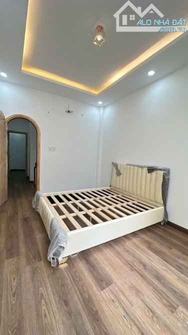 🏡 BÁN NHÀ ĐẸP THIẾT KẾ RIÊNG – KHÁNH HỘI, QUẬN 4 - 5