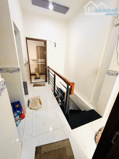 🌹NHÀ KIÊN CỐ SÁT CẦU NGUYỄN TRI PHƯƠNG QUẬN 8 - CHỈ 1 BƯỚC CHÂN QUA QUẬN 5, QUẬN 1 - 42M2 - 6