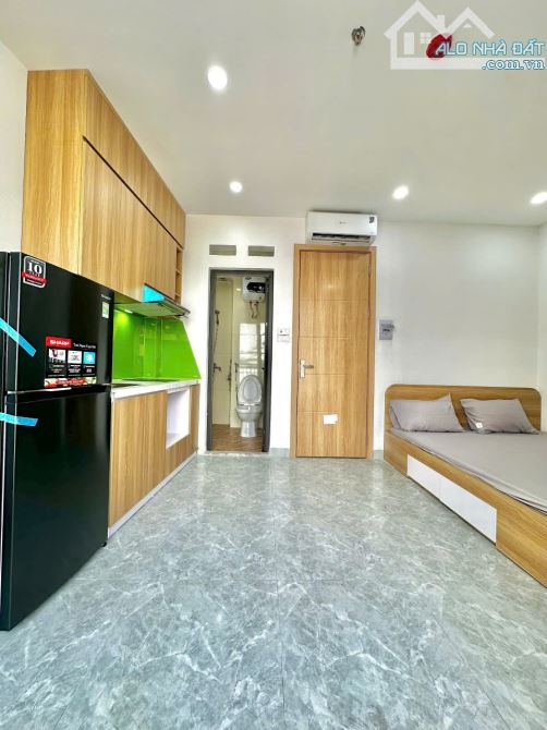 Cho Thuê CCMN 322 Mỹ Đình  Nam Từ Liêm 30m2 Studio Cửa Sổ Ban Công Thang Máy Trống 5 Phòng - 6