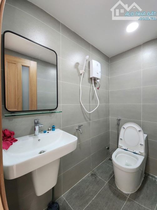 Cho thuê phòng quận 1 Tân Định bancol 35m2 full nội thất - 6
