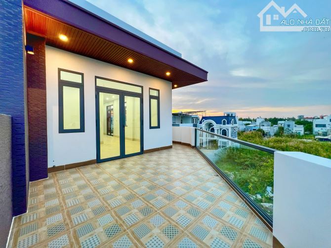 nhà mới 1 trệt 2 lầu góc 2 mặt tiền kdc phú an, giá bán 6 tỷ 680 triệu - 6
