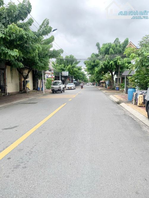 Bán kho trong khu dân cư lâu Đài Vàng gần nhà thờ, chợ Lái Thiêu giá 3 tỷ 450 - 6