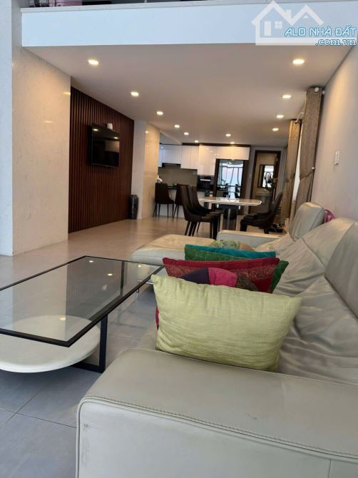Mới! Căn Góc 2 Mặt Tiền Trần Phú, P.8 Q.5 Đoạn 2 Chiều Cực Đẹp - DT 6x20m - giá 40 tỷ - 6