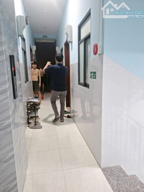 BÁN CĂN HỘ DỊCH VỤ 6 TẦNG THANG MÁY 464M2 - 2 MẶT TIỀN ĐƯỜNG – NGANG 9.5M – 39 TỶ - 6