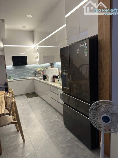 Sêu phẩm duy nhất mặt tiền 5.4x20m, khu Bàu Cát có hẻm phía sau giảm sốc 3tỷ! - 6