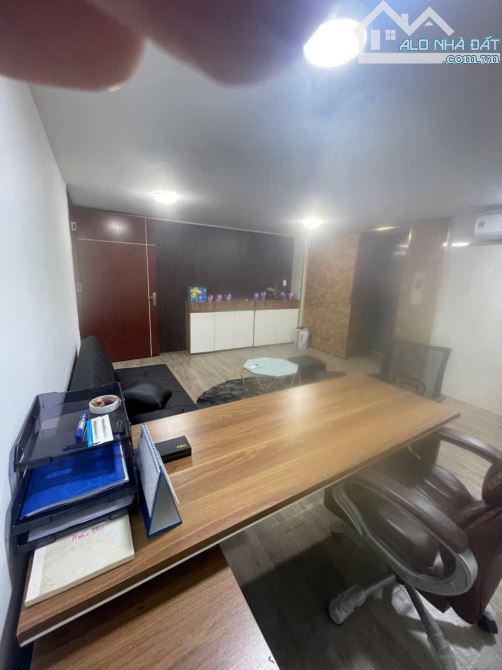 BÁN NHÀ-MBKD-VP GÓC 2MT Đ.HIỀN VƯƠNG, DT: 6x20m KC: LỬNG 3L ST. GIÁ: 38TỶ - 6
