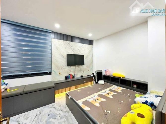 Cần bán nhanh nhà hẻm 6m Đào Tông Nguyên, NB, Dt 5x10m, 3 lầu, ST. Giá 6,15 tỷ - 6