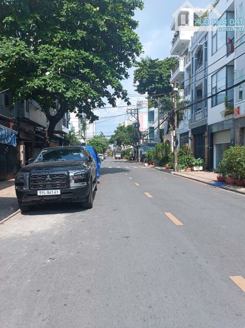 Mặt tiền NB Lê Niệm, Phú Thạnh, DT8x18m, lửng 3 lầu ST, 27.5 tỷ - 6
