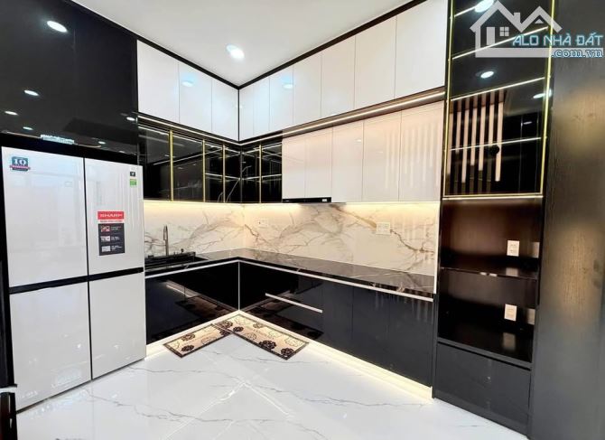 Bán nhà gần đường Đồng Khởi, cây xăng 75, 100m2 sổ riêng thổ cư, 2 tỷ hơn, đường bàn cờ 7m - 6