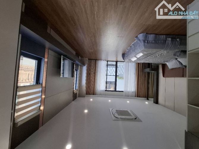 NGỌC THUỴ 52M2 - 6TẦNG THANG MÁY - LÔ GÓC - OTO VÀO NHÀ - FULL NỘI THẤT - 6