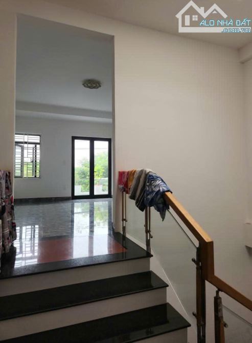 📌📌📌LÀM VIỆC TRỰC TIẾP GIÁ TỐT !!! Bán nhà 3 tầng tại đường Ngọc Hồi - 6