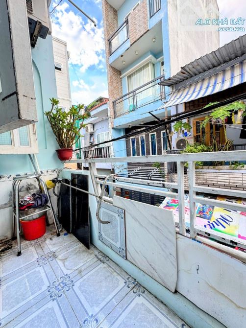 HÀNG HIẾM TÂN PHÚ – HẺM 4.5M Ô TÔ ĐỖ CỬA – SÁT CHỢ TÂN HƯƠNG – 24M² – 2 TẦNG – CHỈ 3.08 TỶ - 6