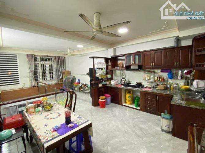 Bán Nhà Siêu Phẩm 4M Đoàn Giỏi Gần Kề Aeon 49m2 5 tầng chỉ 6.8 tỷ - 6
