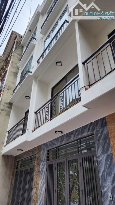 Nhà Đẹp 5 Tầng Gần Phố – Giá Tốt 🔥 Bán nhà mới Hồ Tùng Mậu – gần Cầu Giấy 📐 36m² | 5 tần - 7
