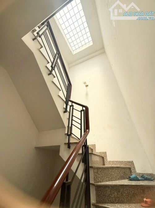 CHỐT HÀNG 7T,NGỘP GẤP,NGUYỄN TRÃI QUẬN 5 DT 45M2 5 TẦNG 6PN HẺM 4M. - 7