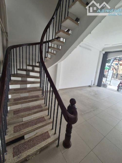 MT nguyễn quý anh. DT: 4x12m nhà 1 lầu. vị trí kinh doanh đông đúc. - 7