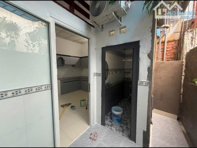 GẤP ! Bán căn nhà c4 ở Thái Thị Giữ Bà Điểm 4x17 ( 66m2 ) 710 TRIỆU Sổ hồng riêng sangten - 7