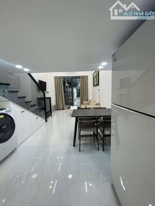 ✨ ĐA KAO QUẬN 1 46M2 3PN CHỈ 4.7 TỶ ✨  Vị trí: Nguyễn Văn Giai Đa Kao Quận 1 - 7