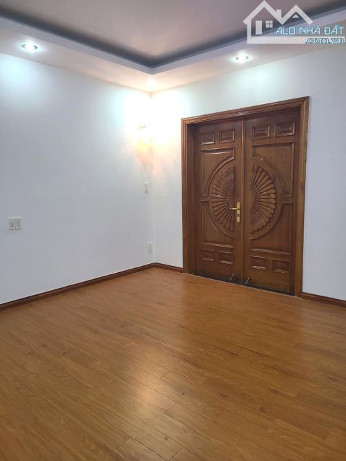 Bán Nhà 5 Tầng 2 mặt hẻm đường ô tô tránh ngay trung tâm Quận Bình Thạnh DT 60m2 - 7