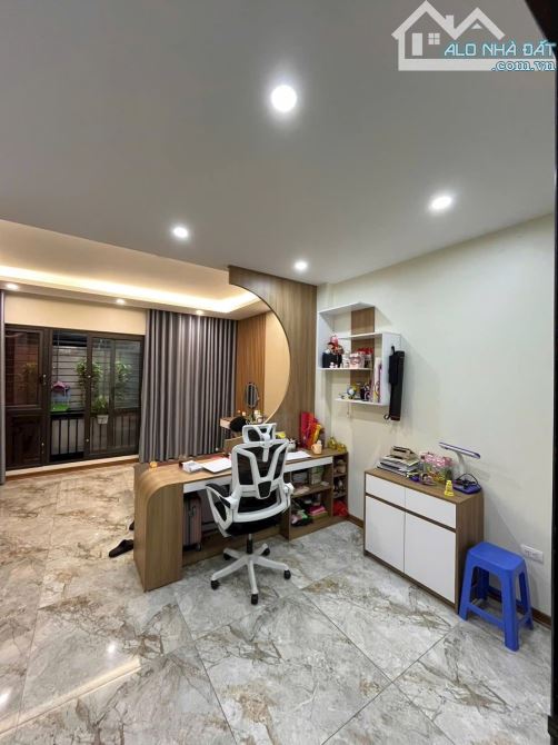 Hộ khẩu Hai Bà, mặt tiền rộng 5m, tháng máy xịn, phòng thoáng sáng, ở thích, gần phố... - 7