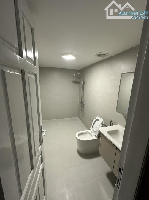 Biệt thự Nhà Vườn KĐT Trung Hòa Nhân Chính , dt 130m2 6T thang máy, 2 mặt tiền giá 5x tỷ - 7