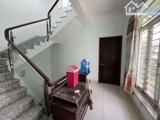 BIỆT THỰ MINI 3 TẦNG 12X16 NGAY ỦY BAN GẦN CHỢ ĐÔNG THẠNH ĐƯỜNG THÔNG XE TẢI - 8