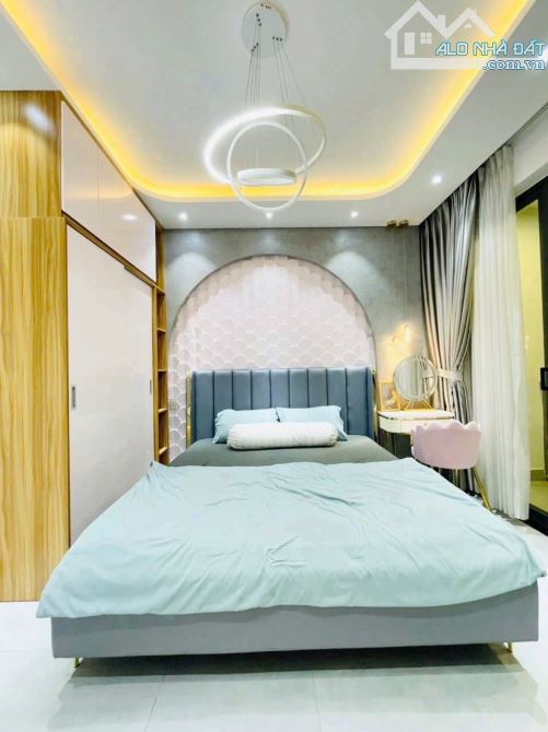 XOAY VỐN KD BÁN NHÀ HỒ BÁ KIỆN,P15,QUẬN 10-GIÁ:5TỶ060/63,6M2(5,3X12)-3 LẦU,4PN-SỔ ĐẸP - 8