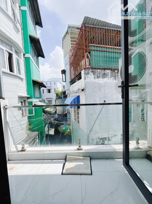 NHÀ MỚI 3 TẦNG TẠI VĨNH HỘI Q4 - KHU DC HIỆN HỮU KHÔNG QH - 8