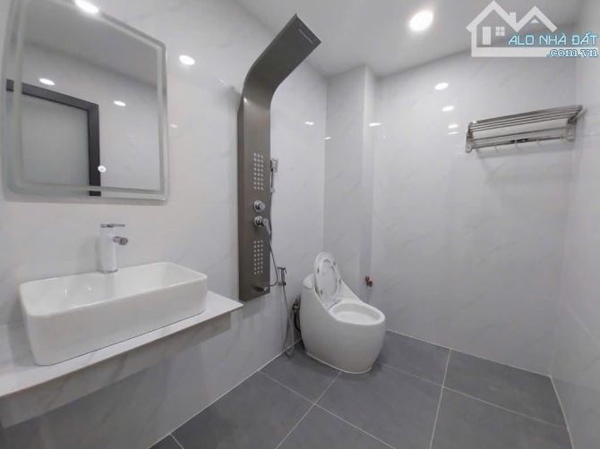 TCH 10- Q12- 4x21,5- 7,5 tỷ- 3 tầng- nhà mới - 8