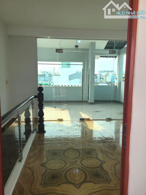 Bán Nhà 5 Tầng 2 mặt hẻm đường ô tô tránh ngay trung tâm Quận Bình Thạnh DT 60m2 - 8