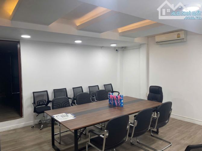 BÁN NHÀ-MBKD-VP GÓC 2MT Đ.HIỀN VƯƠNG, DT: 6x20m KC: LỬNG 3L ST. GIÁ: 38TỶ - 8