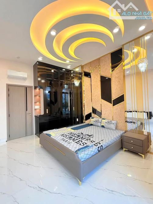 Bán nhà gần đường Đồng Khởi, cây xăng 75, 100m2 sổ riêng thổ cư, 2 tỷ hơn, đường bàn cờ 7m - 8