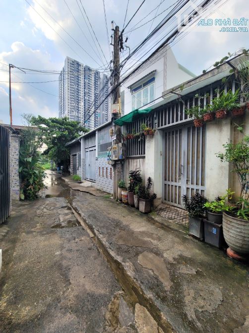 Bán nhà cấp 4 cách làng đại học 500m p.Đông Hòa Tp.Dĩ An chỉ 3ty950 TL M7496 - 8
