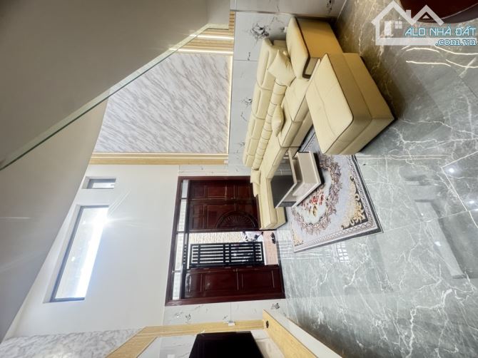 NHÀ 2 MẶT TIỀN - ÔTÔ VÀO NHÀ - FULL NỘI THẤT - 5 TẦNG - 4x13M, THỐNG NHẤT GÒ VẤP,7.X TỶ - 9