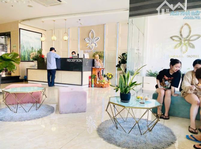 BÁN KHÁCH SẠN 10 TẦNG 2 MẶT TIỀN ĐƯỜNG ĐỐNG ĐA - GIÁ ĐẦU TƯ - 9
