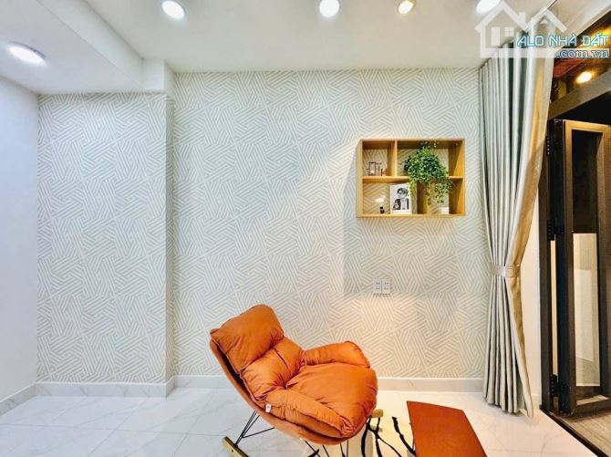 🔥🔥 MỚI-PHÚ NHUẬN-GIAPQ1-Q3- 4 TẦNG-100M2 -4PN + SÂN THƯỢNG-NHỈNH 6 TY🔥 - 8